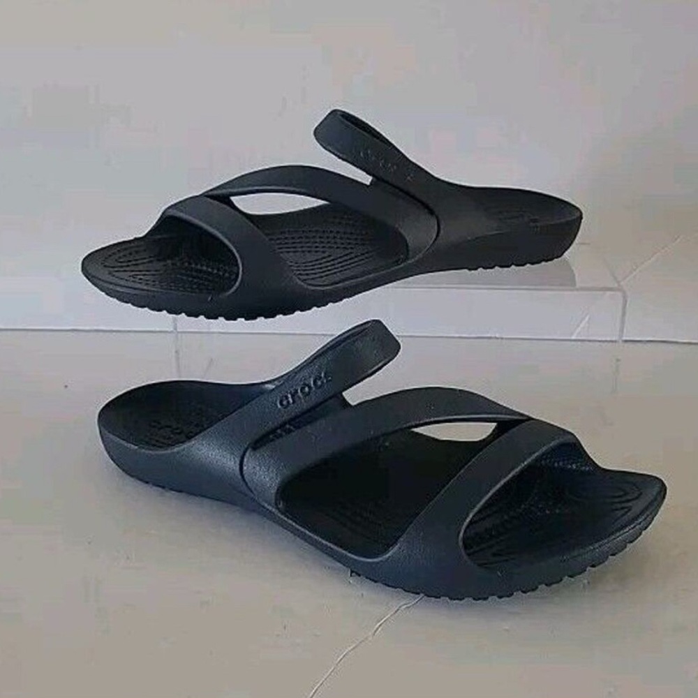 Crocs Kadee II WMS SZ 11 Navy Blue Strappy Slip On Slides Sandals 206756